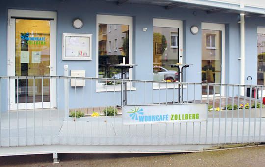Nachbarschaftstreffs, wie das WohnCafé Zollberg, sind für alle Quartiersbewohner zentrale Punkte der Kommunikation und Begegnung.