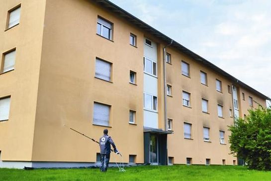 FLÜWO x Aurum - Innovative Fassadenreinigung